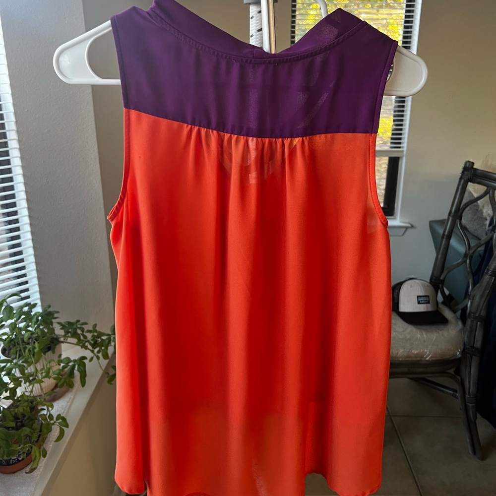 High-low Top - Picture 5 of 5